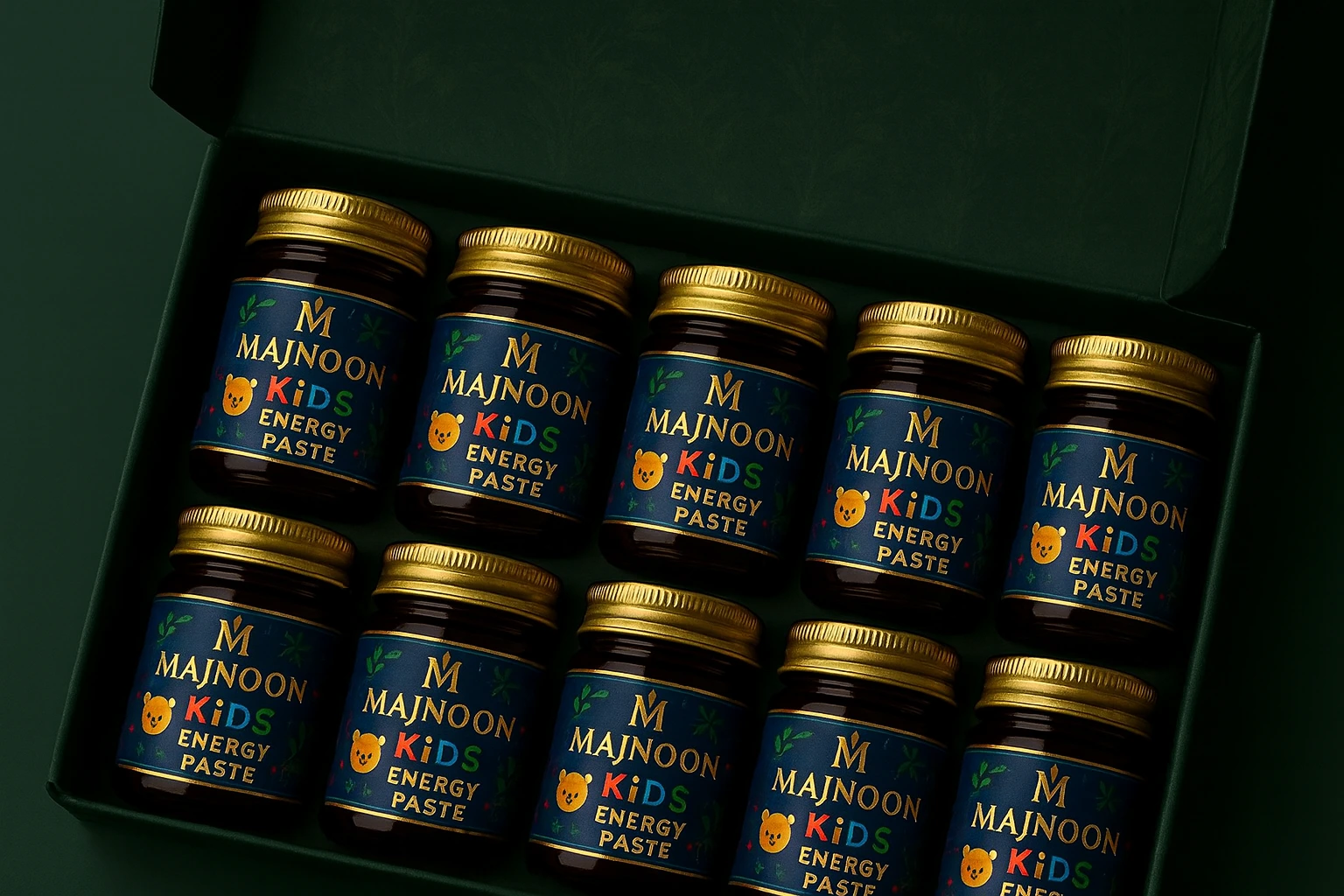 Majnoon Natural Organic Superfood Paste jar view 4